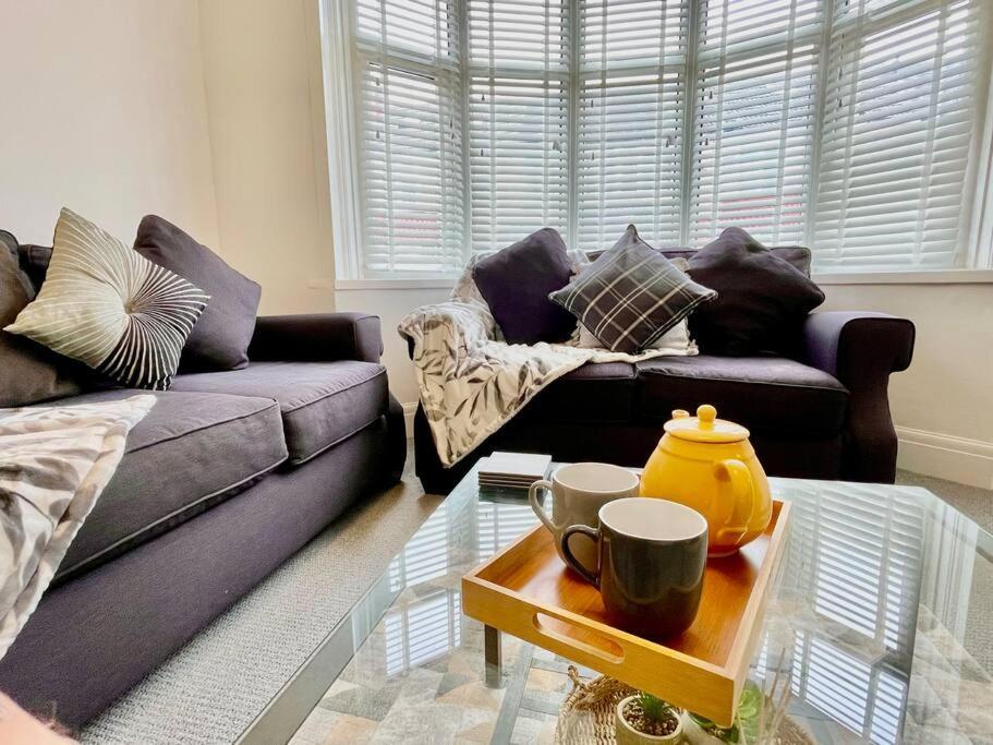 Portsmouth 3 Bedroom Getaway, Sleeps 6 Exteriör bild