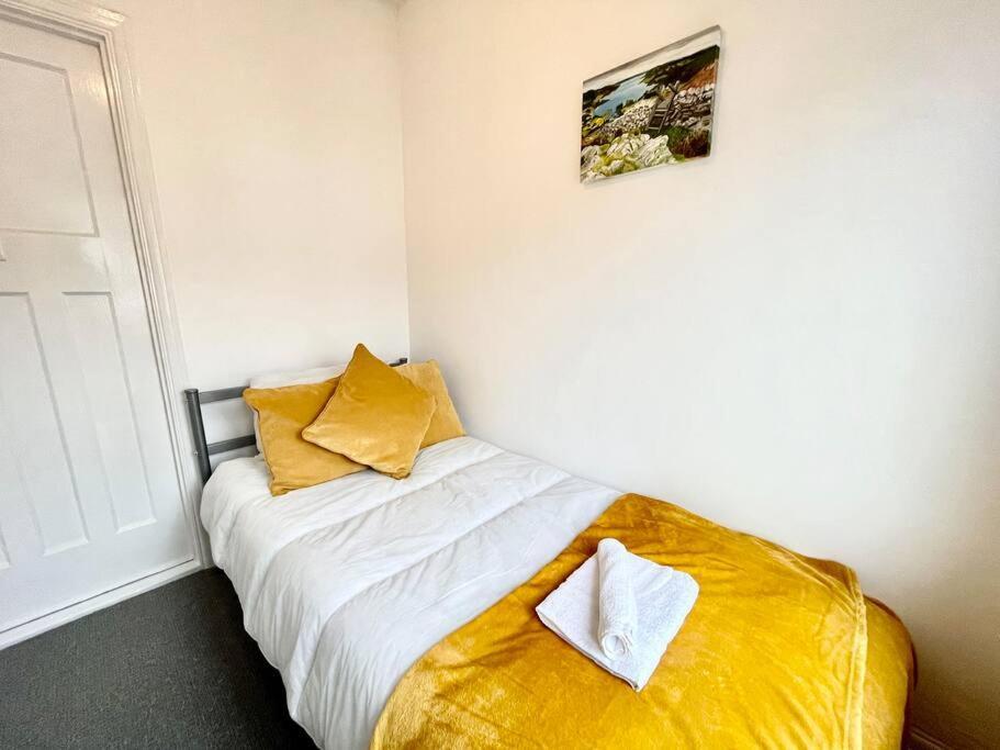 Portsmouth 3 Bedroom Getaway, Sleeps 6 Exteriör bild