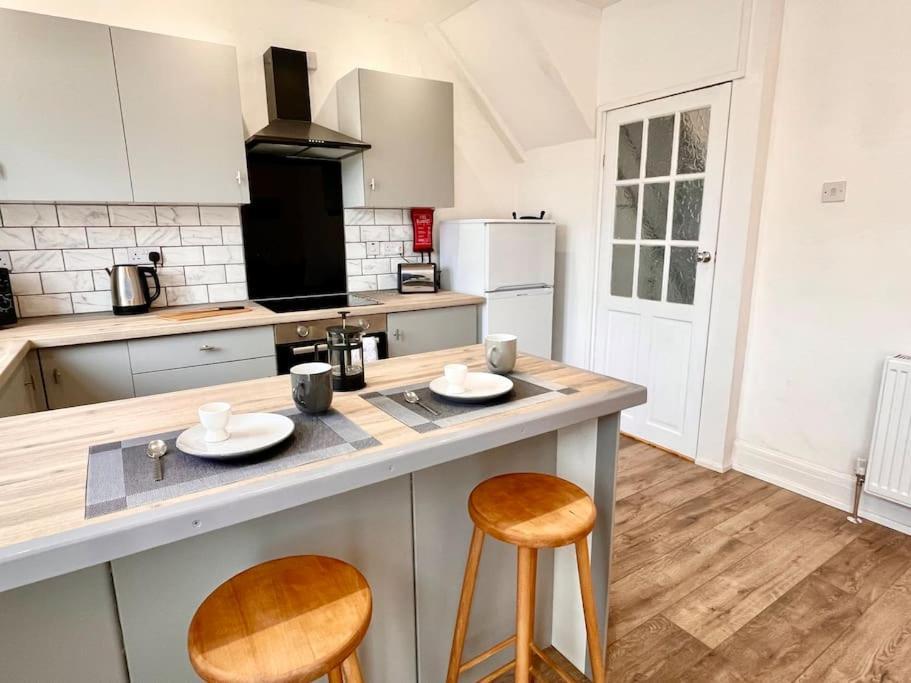 Portsmouth 3 Bedroom Getaway, Sleeps 6 Exteriör bild